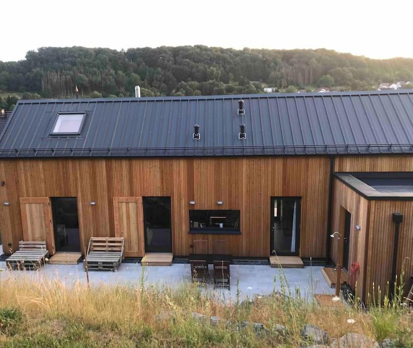 Eifelhausaufzeit-Vulkaneifel-Architekten-Chalet Mit Sauna Im Vulkankrater Immerath Екстериор снимка