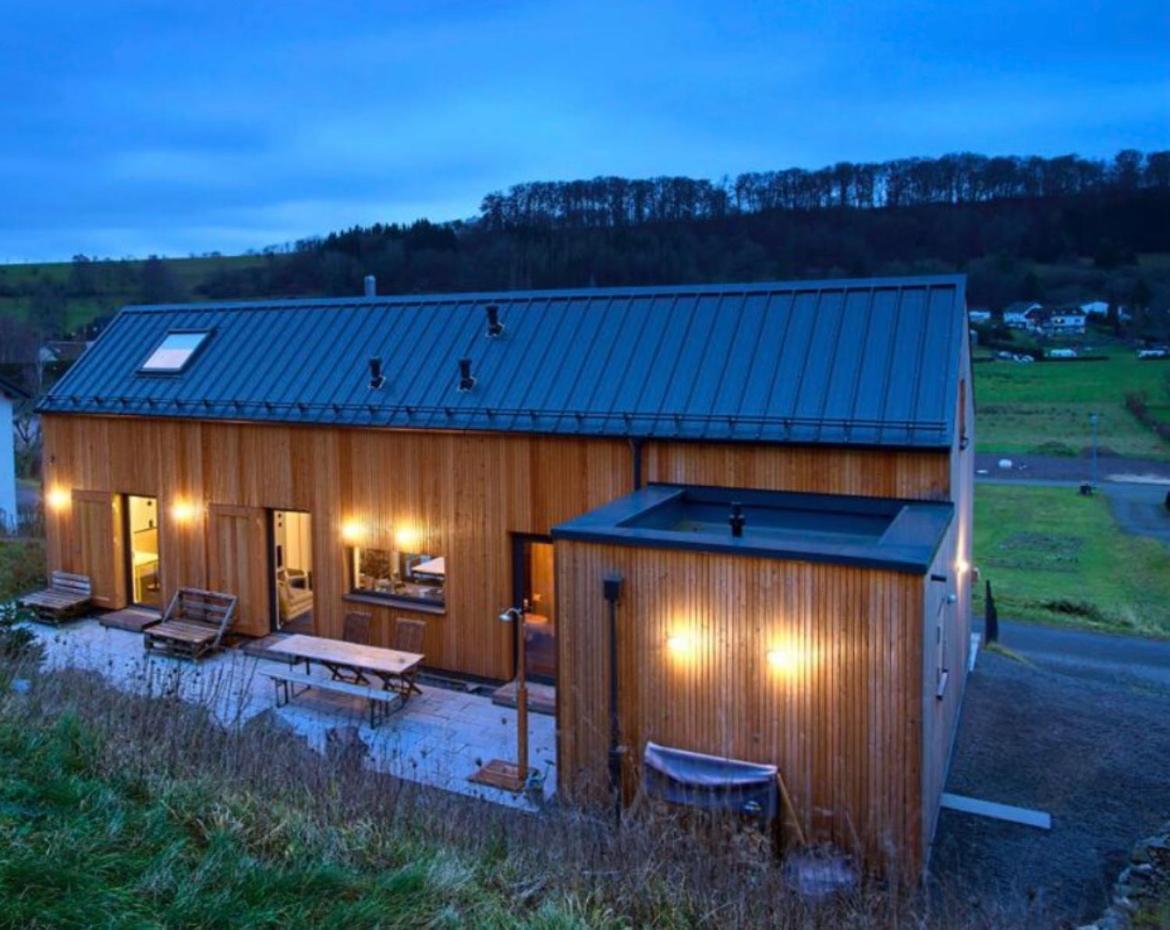 Eifelhausaufzeit-Vulkaneifel-Architekten-Chalet Mit Sauna Im Vulkankrater Immerath Екстериор снимка