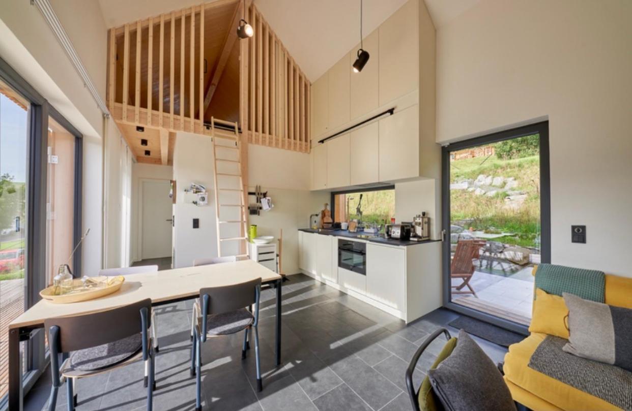 Eifelhausaufzeit-Vulkaneifel-Architekten-Chalet Mit Sauna Im Vulkankrater Immerath Екстериор снимка