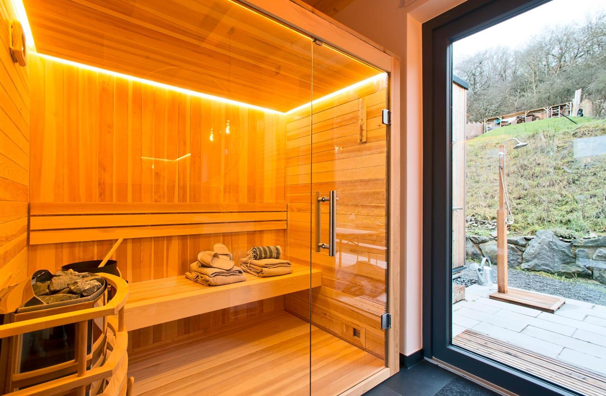 Eifelhausaufzeit-Vulkaneifel-Architekten-Chalet Mit Sauna Im Vulkankrater Immerath Екстериор снимка